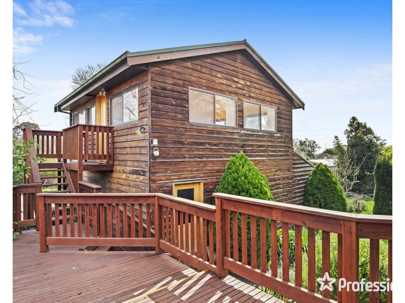 25-27 Eothen Lane, Kilsyth VIC 3137