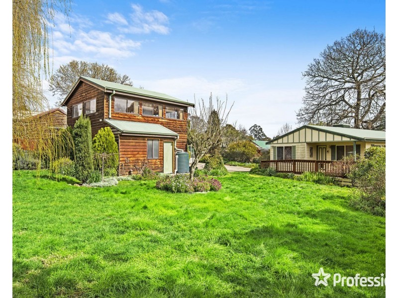 25-27 Eothen Lane, Kilsyth VIC 3137