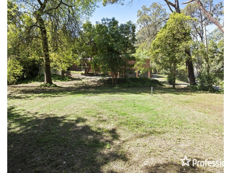 979 Mount Dandenong Tourist Road, Montrose VIC 3765