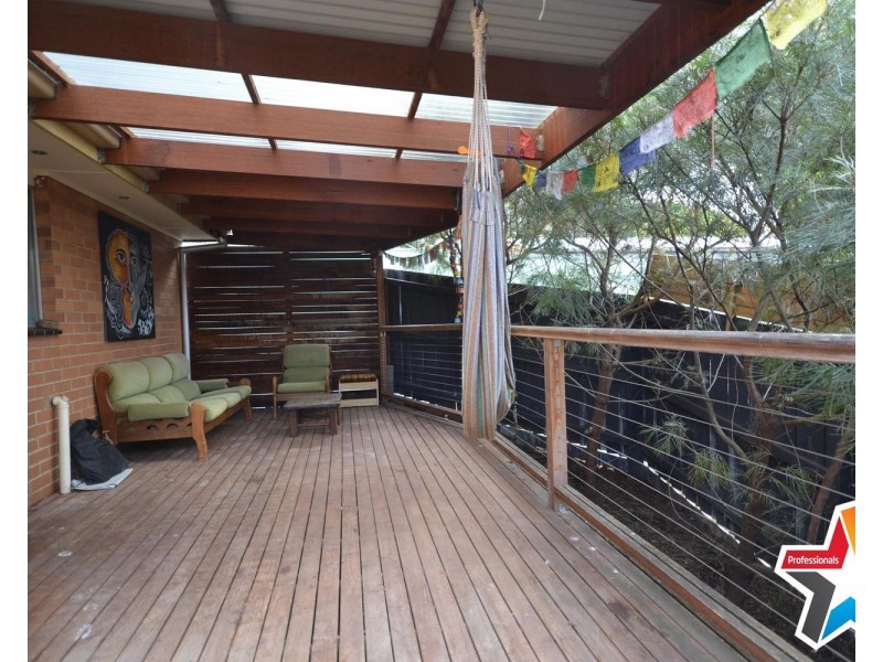 11 Winifred Road, Mooroolbark VIC 3138