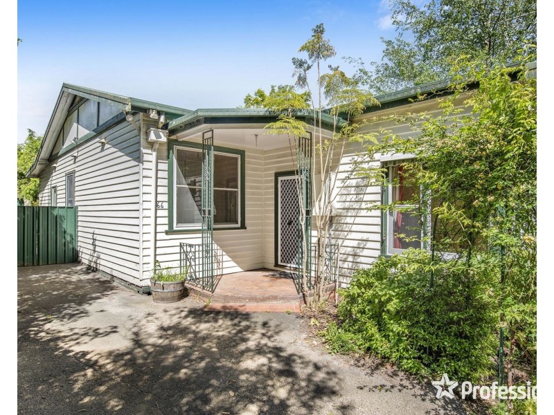 66 Birmingham Road, Mount Evelyn VIC 3796