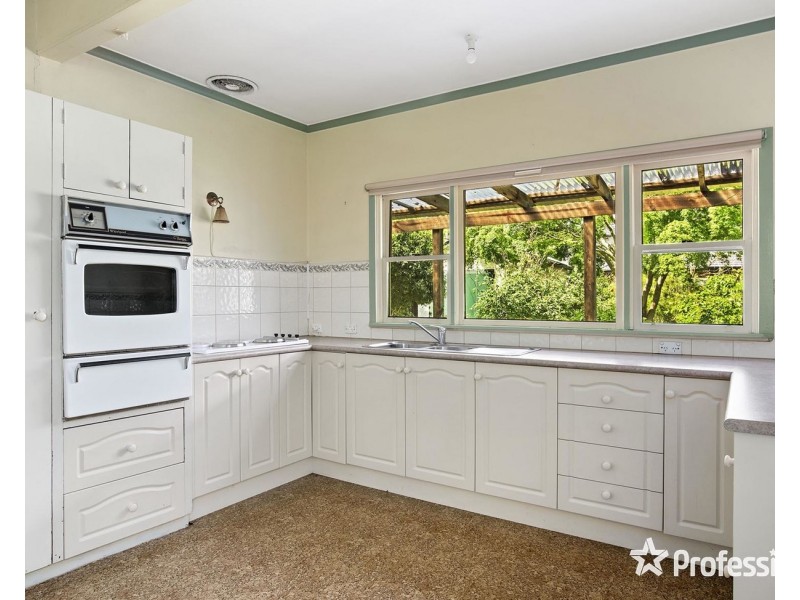 66 Birmingham Road, Mount Evelyn VIC 3796