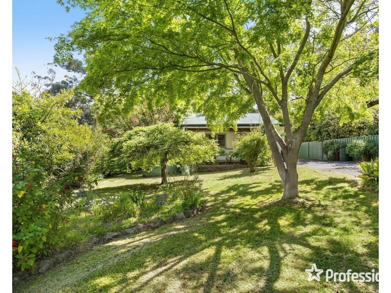 66 Birmingham Road, Mount Evelyn VIC 3796