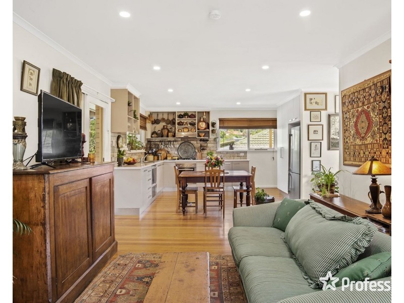 24 Durham Road, Kilsyth VIC 3137