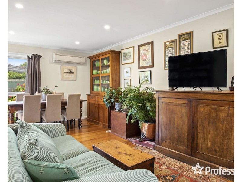 24 Durham Road, Kilsyth VIC 3137