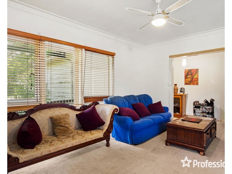 22 Selkirk Avenue, Wantirna VIC 3152