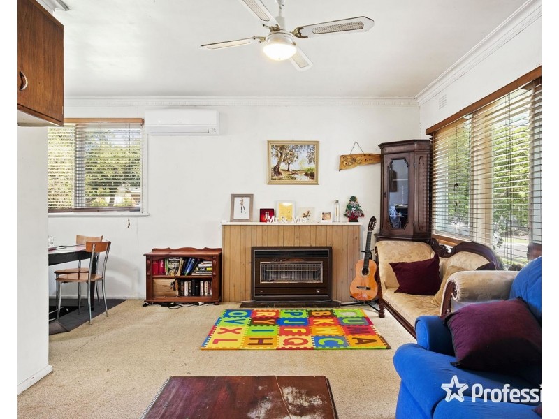 22 Selkirk Avenue, Wantirna VIC 3152