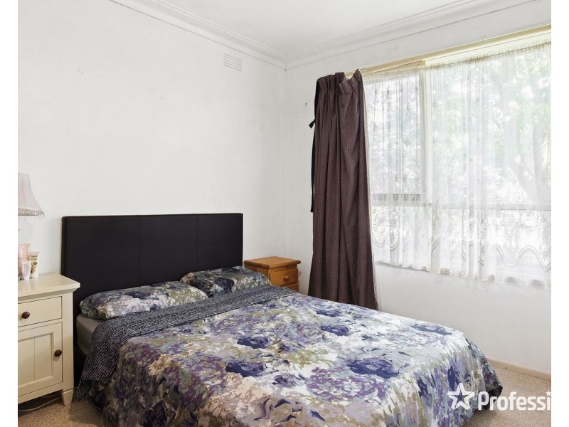 22 Selkirk Avenue, Wantirna VIC 3152