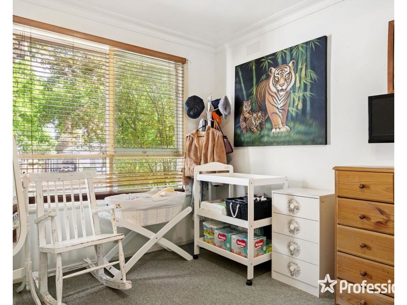 22 Selkirk Avenue, Wantirna VIC 3152