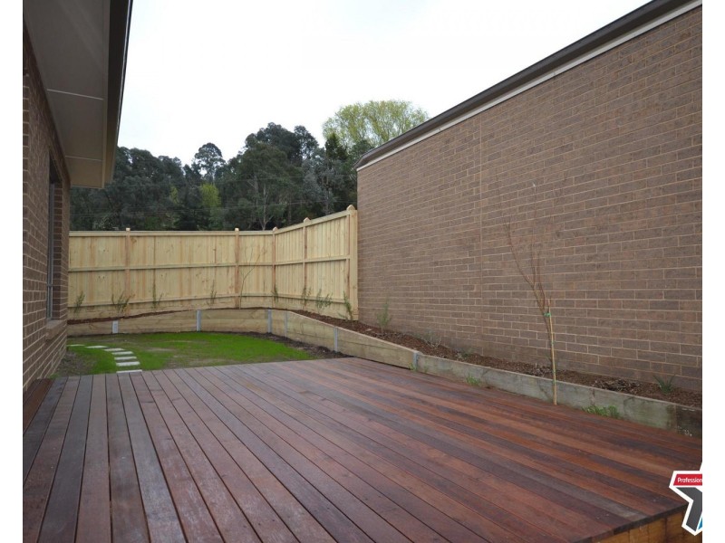 2/5 Alex Court, Mooroolbark VIC 3138