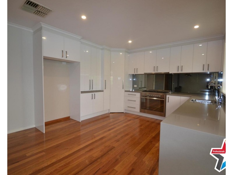 188 Cardigan Road, Mooroolbark VIC 3138