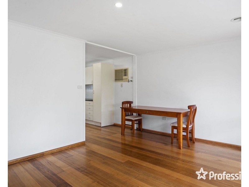 55 Cardigan Road, Mooroolbark VIC 3138