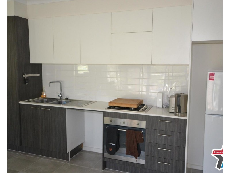23 Lithgow Way, Mooroolbark VIC 3138
