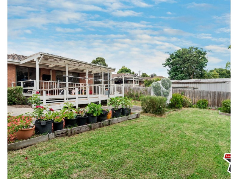 19 Edenhope Street, Kilsyth VIC 3137