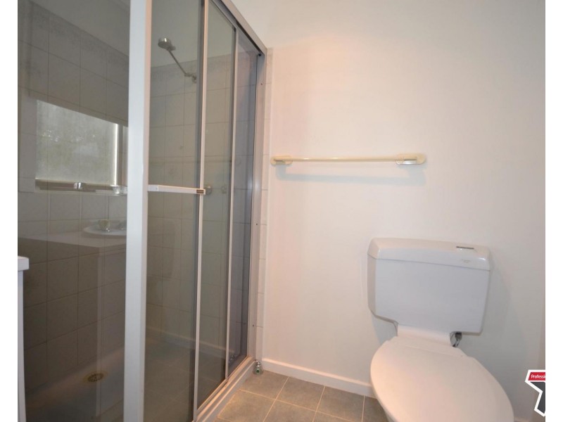 25 Churchill Drive, Mooroolbark VIC 3138