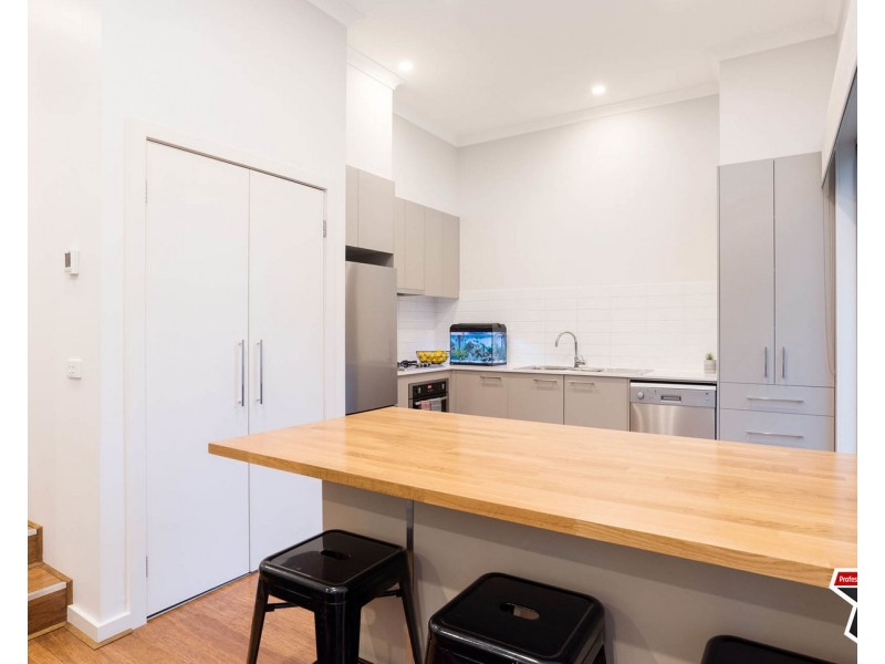 2 Cedar Close, Mooroolbark VIC 3138