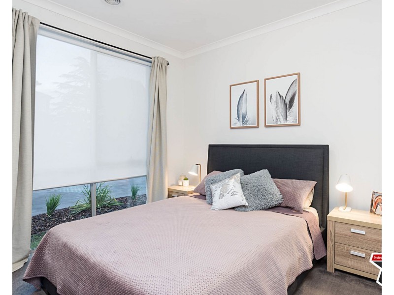 2 Cedar Close, Mooroolbark VIC 3138