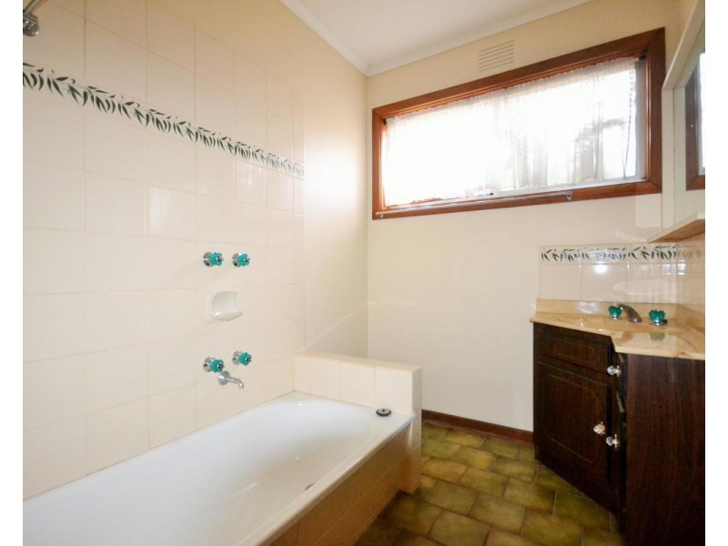 18 Humber Road, Croydon North VIC 3136