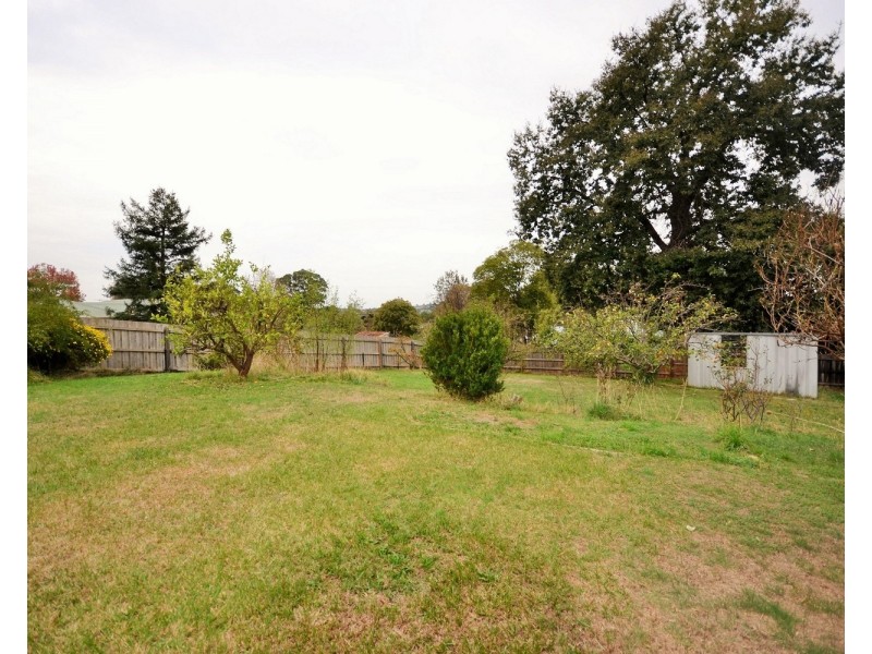 18 Humber Road, Croydon North VIC 3136