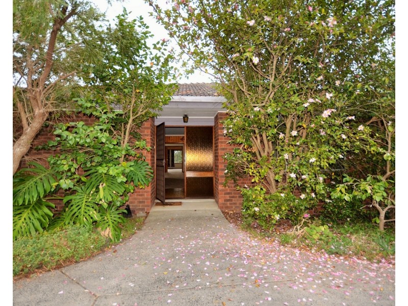 18 Humber Road, Croydon North VIC 3136