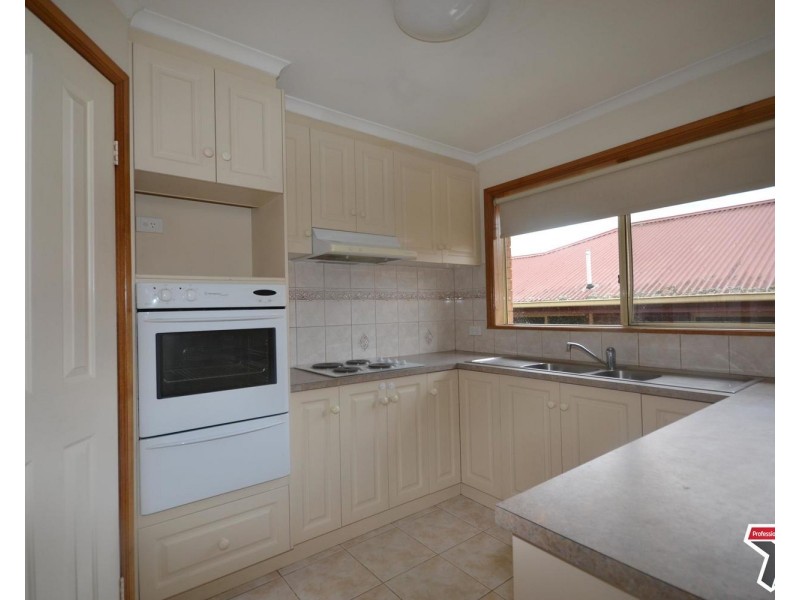 64 Eileen Grove, Woori Yallock VIC 3139
