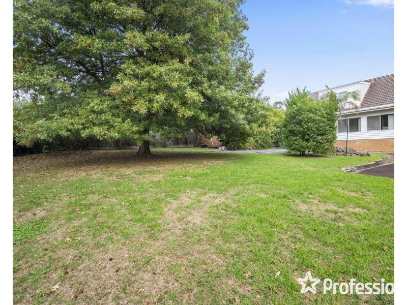 76-78 Bonnie View Road, Croydon North VIC 3136