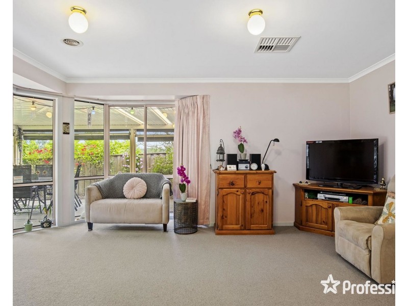 63 Billanook Way, Chirnside Park VIC 3116