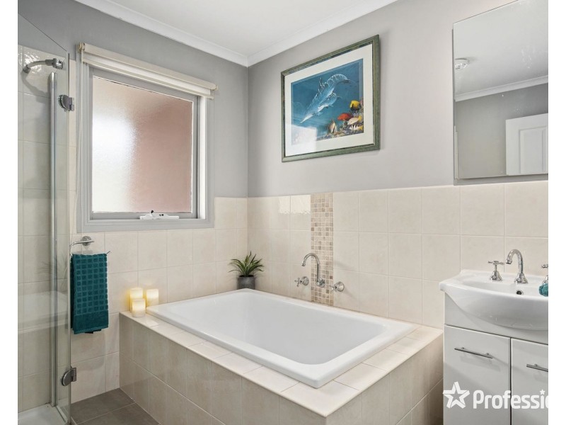11 Marana Close, Lilydale VIC 3140