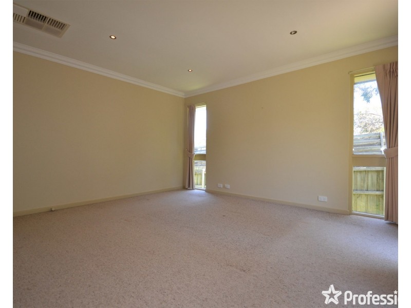 47 Old Kent Road, Mooroolbark VIC 3138