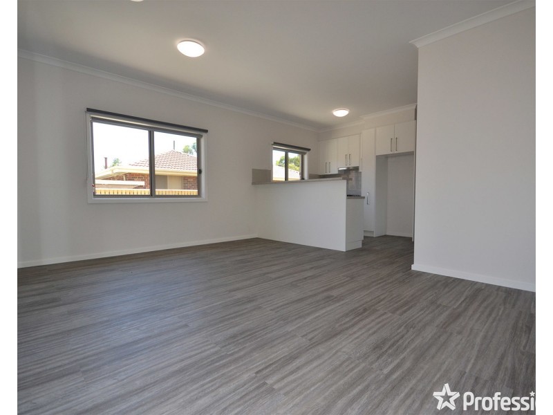 2 Reska Place, Mooroolbark VIC 3138