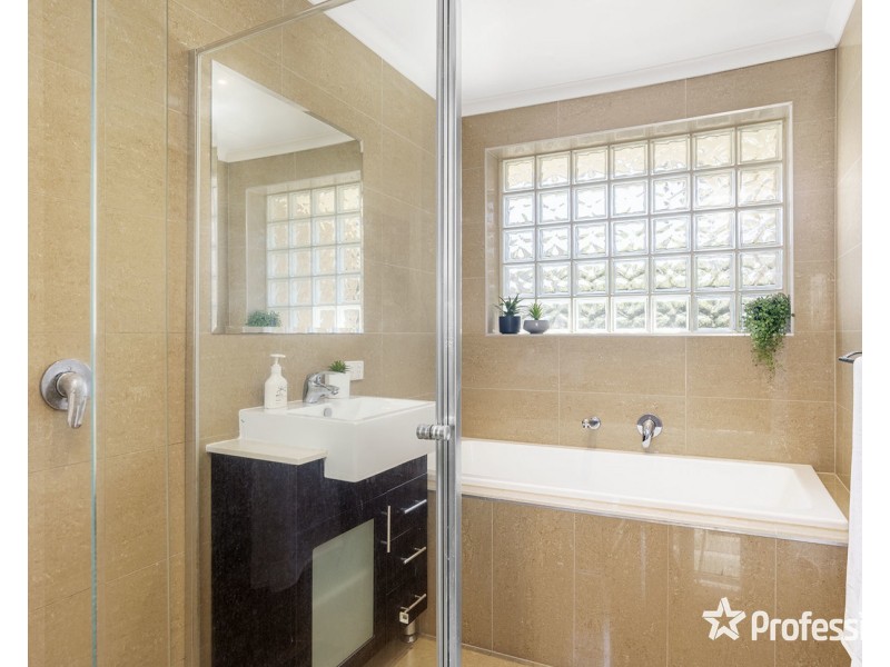 28 Swinburne Avenue, Mooroolbark VIC 3138