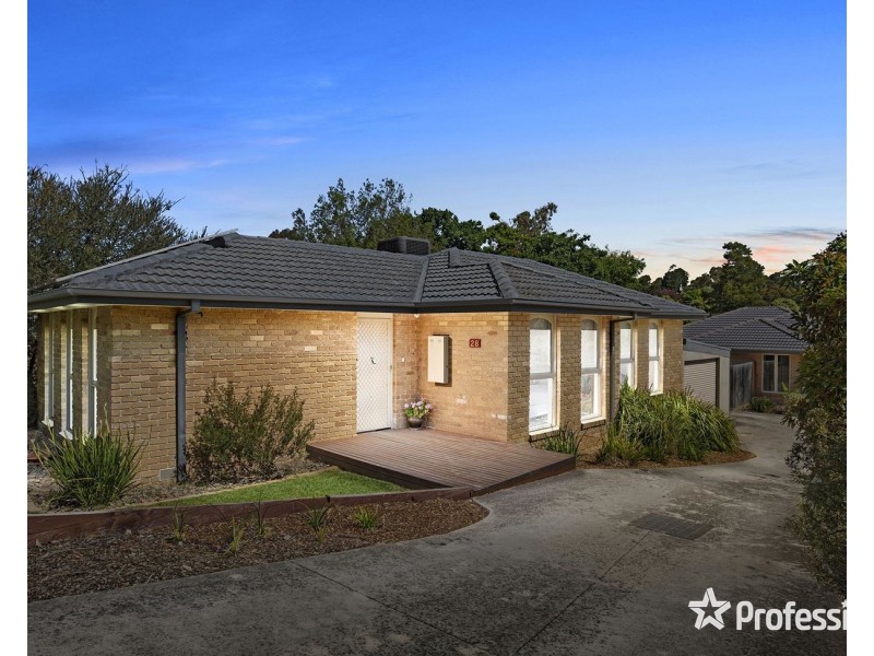 28 Swinburne Avenue, Mooroolbark VIC 3138