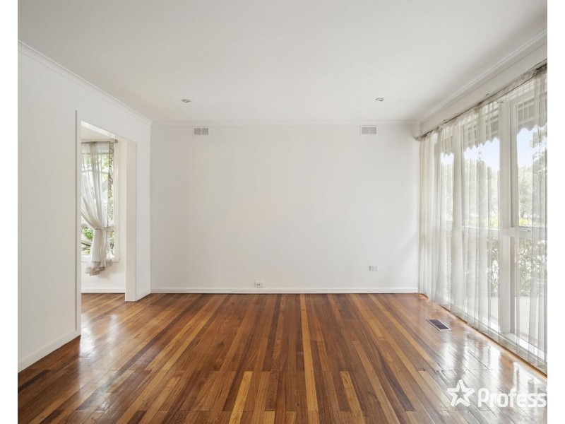 7 Hansford Close, Kilsyth VIC 3137