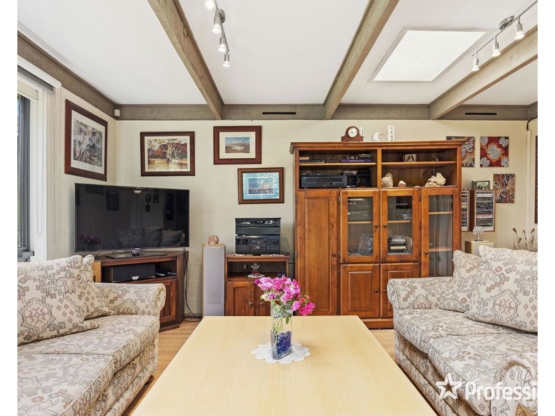 32 Jacaranda Avenue, Kilsyth VIC 3137