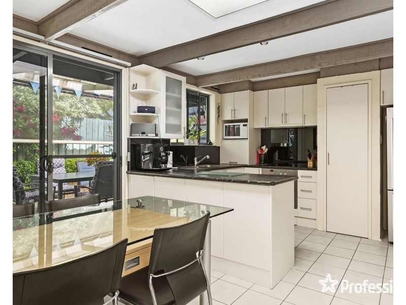 32 Jacaranda Avenue, Kilsyth VIC 3137