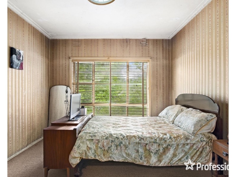 4 Todd Court, Croydon VIC 3136