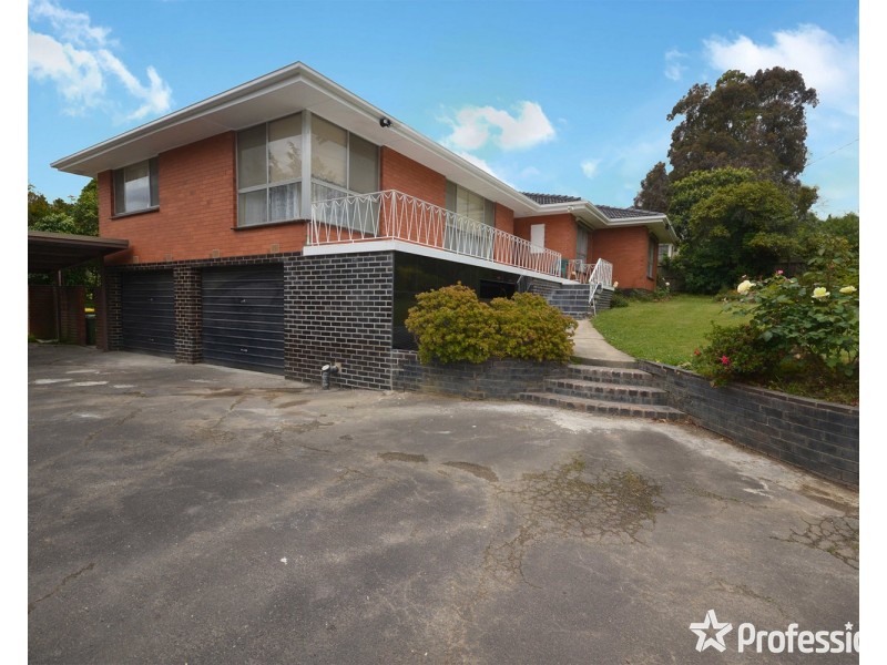 5 Union Road, Wandin North VIC 3139