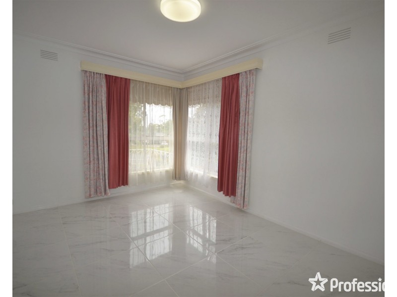 5 Union Road, Wandin North VIC 3139