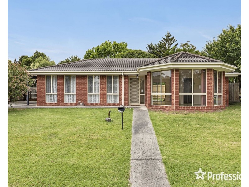 25 Charlwood Drive, Mooroolbark VIC 3138