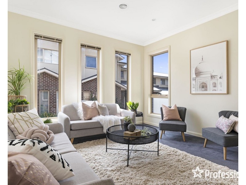 2/4-6 Cambridge Road, Mooroolbark VIC 3138