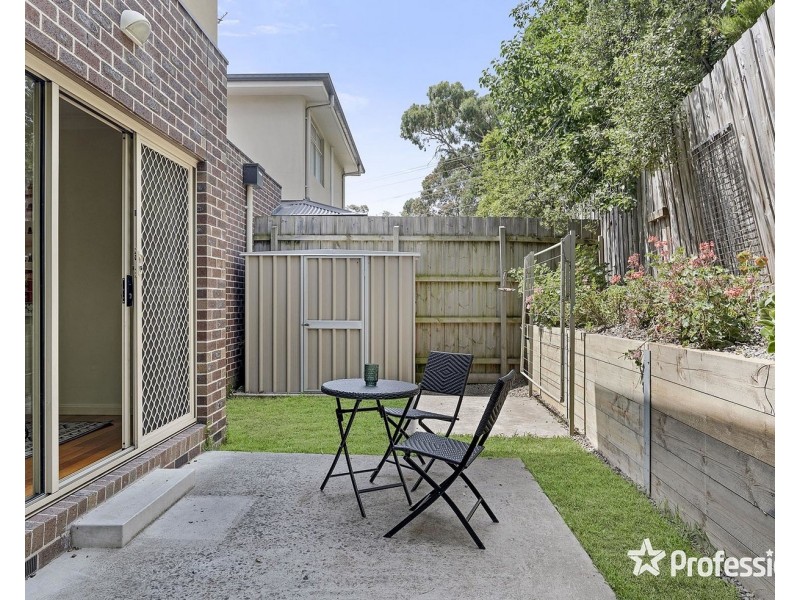 2/4-6 Cambridge Road, Mooroolbark VIC 3138