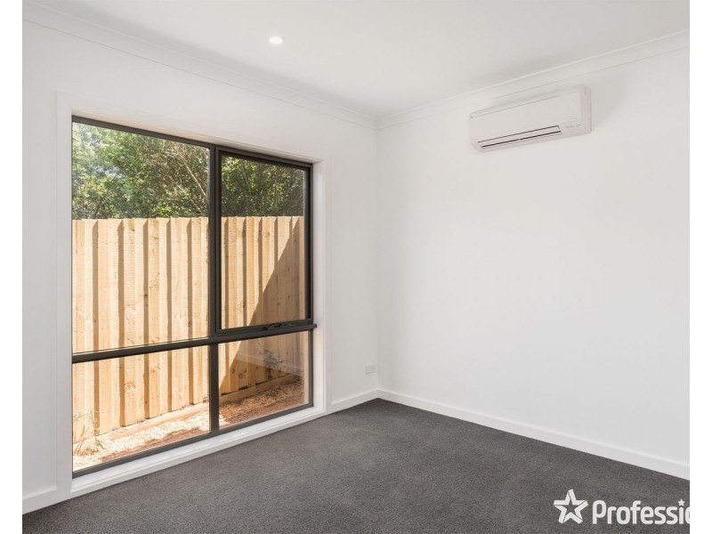 2 Floral Court, Mooroolbark VIC 3138