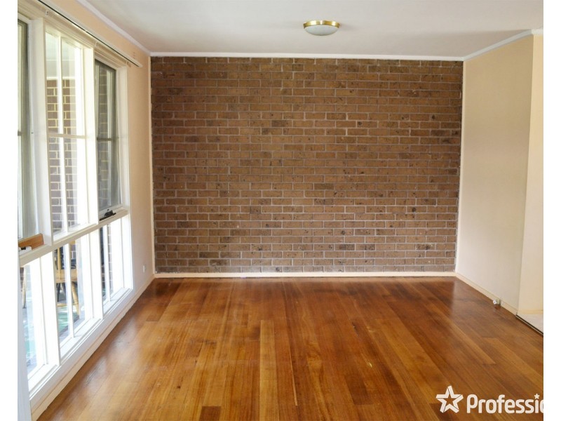 3/64 Warrien Road, Croydon VIC 3136