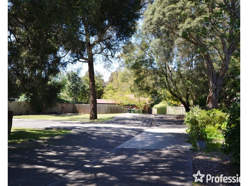 3/64 Warrien Road, Croydon VIC 3136