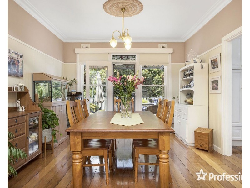 37 Bayswater Road, Croydon VIC 3136