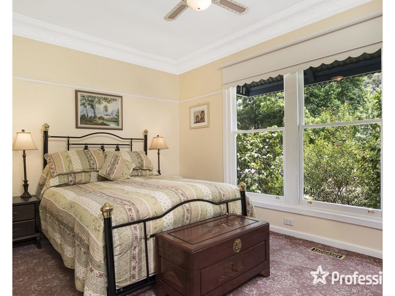 37 Bayswater Road, Croydon VIC 3136