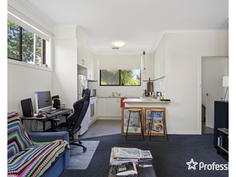 4/24 Mount Dandenong Road, Ringwood East VIC 3135