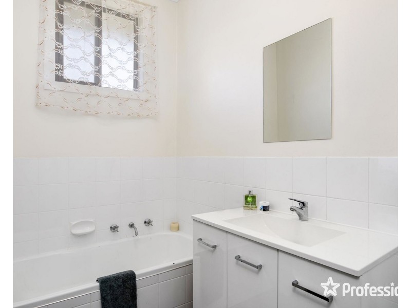 4/24 Mount Dandenong Road, Ringwood East VIC 3135