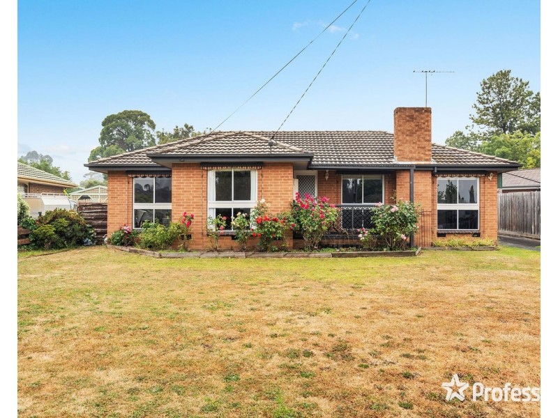 6 Cheviot Avenue, Coldstream VIC 3770