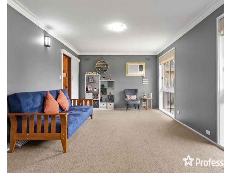 6 Cheviot Avenue, Coldstream VIC 3770